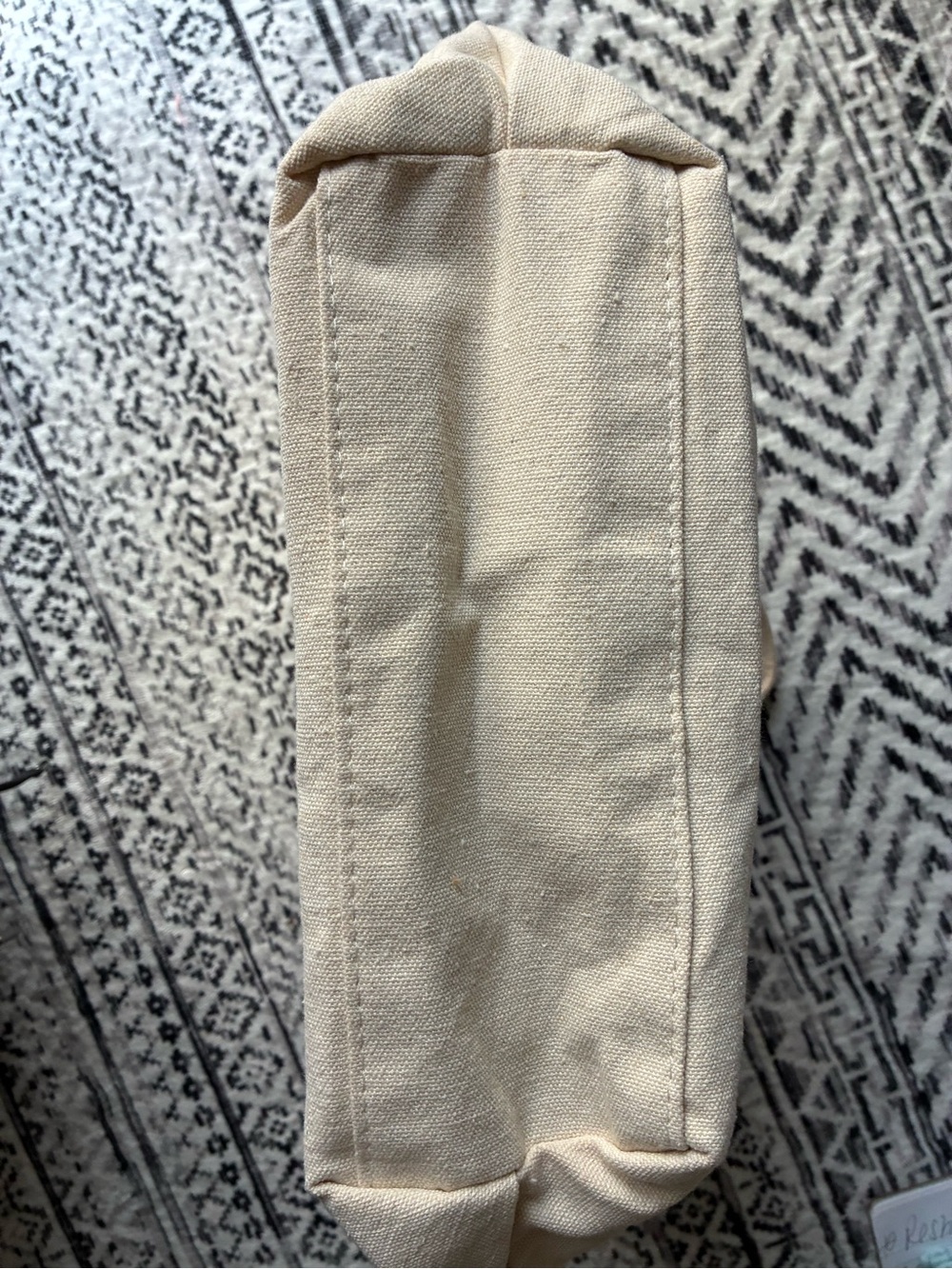 Yves Saint Laurent Cream Canvas Tote with Black YSL Logo - GWP - Picture 3 of 8